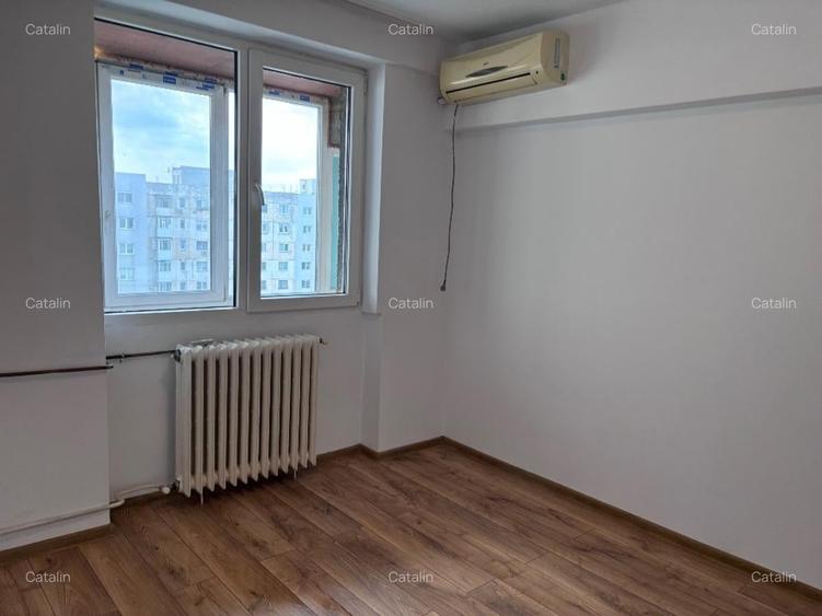 Apartament cu 3 camere decomandat în Pantelimon