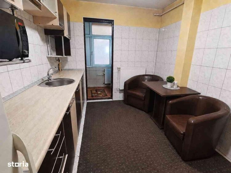 Apartament cu 3 camere decomandat în Alecu Russo