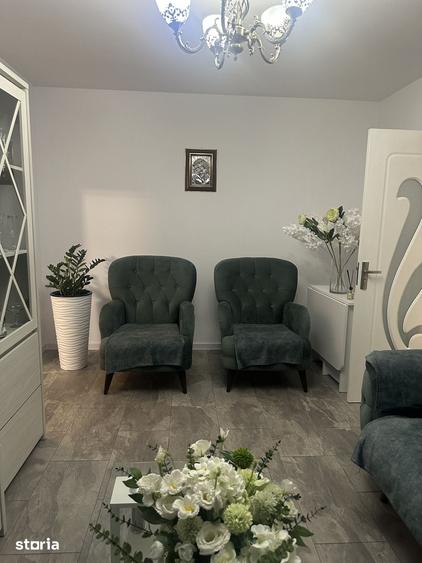 Apartament cu 3 camere semidecomandat în Central