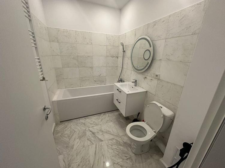 Apartament cu 2 camere decomandat în Olteni