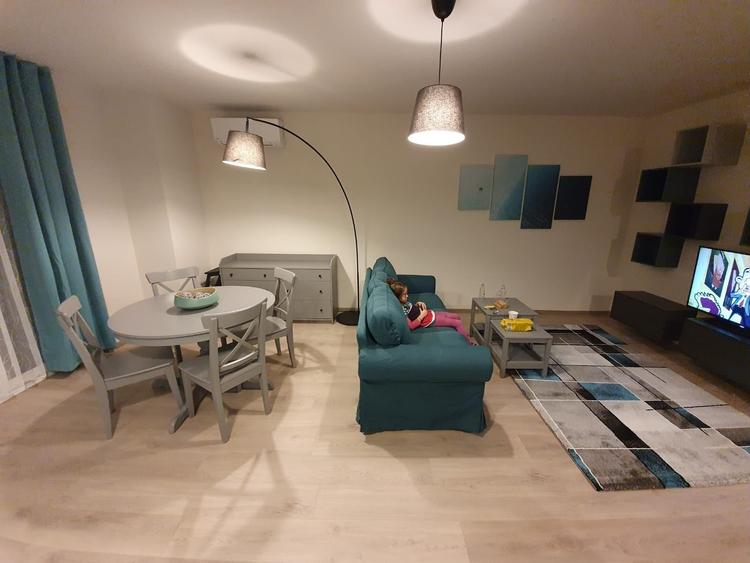 Apartament cu 2 camere decomandat în Spitalul Județean