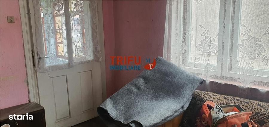 Casă cu 4 camere în Drâmbar
