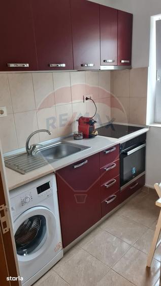 Apartament cu 2 camere decomandat în Sud