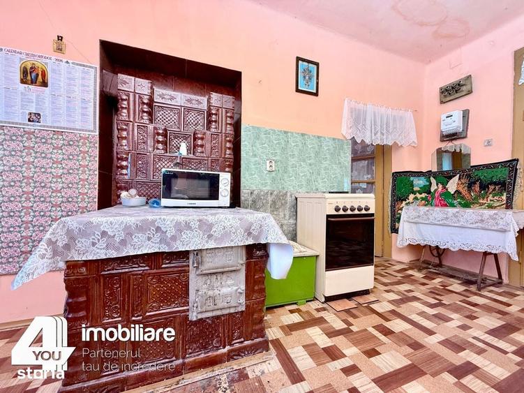 Casă cu 3 camere cu Teren 2880 Mp în Sintea Mare