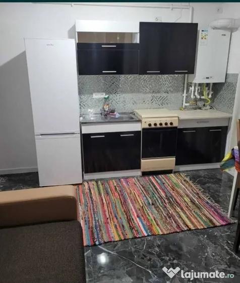 Apartament cu 2 camere semidecomandat în Tomis Nord
