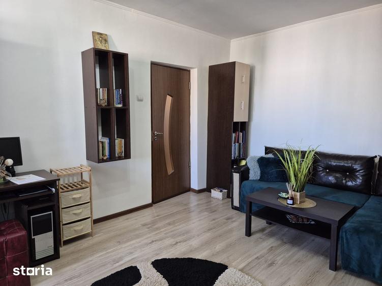 Apartament cu 2 camere decomandat în Mioriței