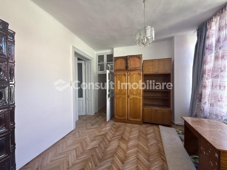 Duplex cu 4 camere cu Canalizare în Gruia