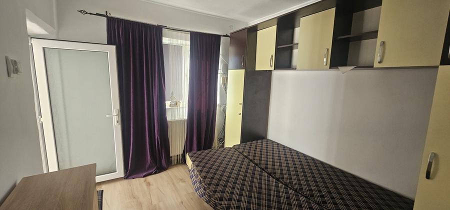 Inchiriez apartament la curte - 7