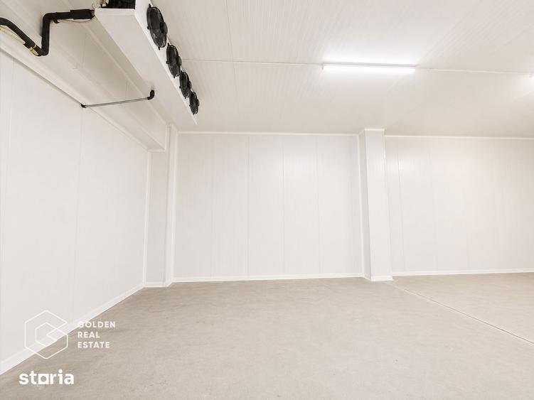 Spațiu comercial, de 920 mp, în Freidorf