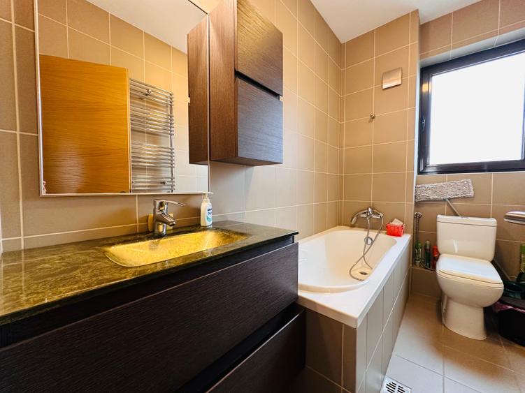 Apartament cu 3 camere decomandat, mobilat în Kiseleff