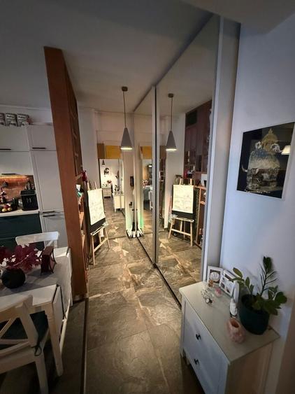 Apartament cu 2 camere semidecomandat în Eroii Revoluției