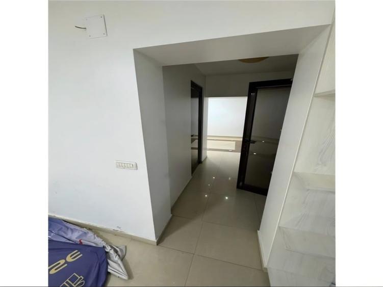 Spațiu comercial, de 90 mp, în Central