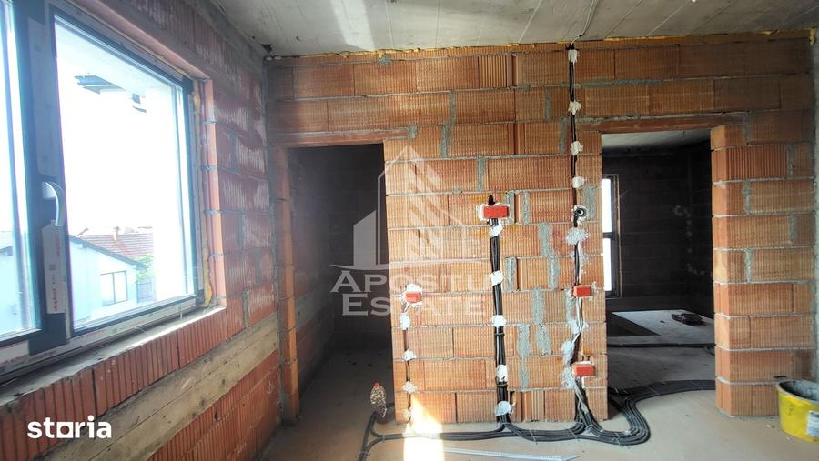 Duplex modern cu 5 camere ?i garaj,Becicherecul Mic - 12