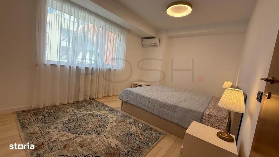 Apartament cu 3 camere în Aviatorilor