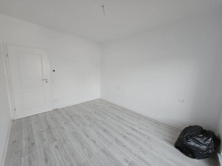 Casă cu 3 camere cu Teren 300 Mp în Sânandrei