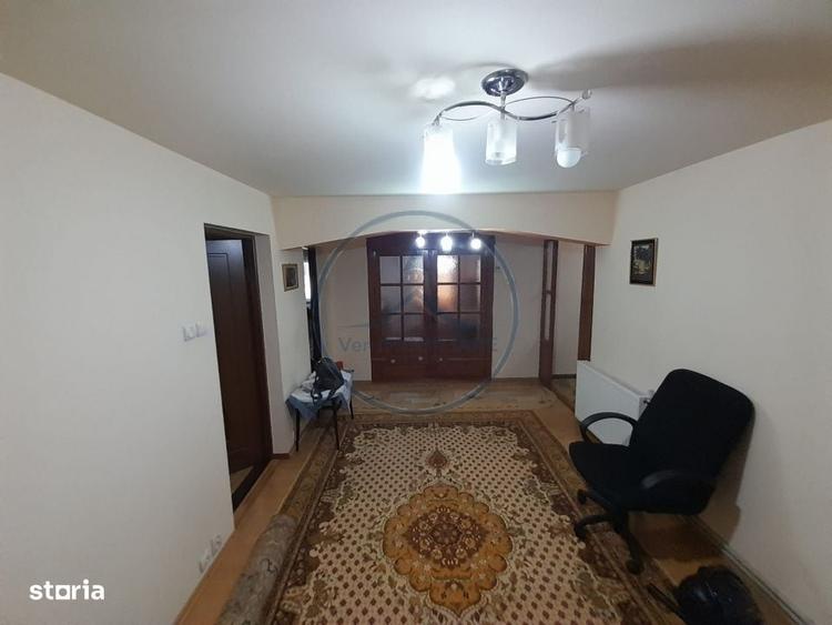 Apartament cu 4 camere în Central