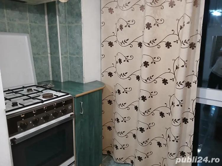 Apartament cu 2 camere decomandat în Vasile Aaron