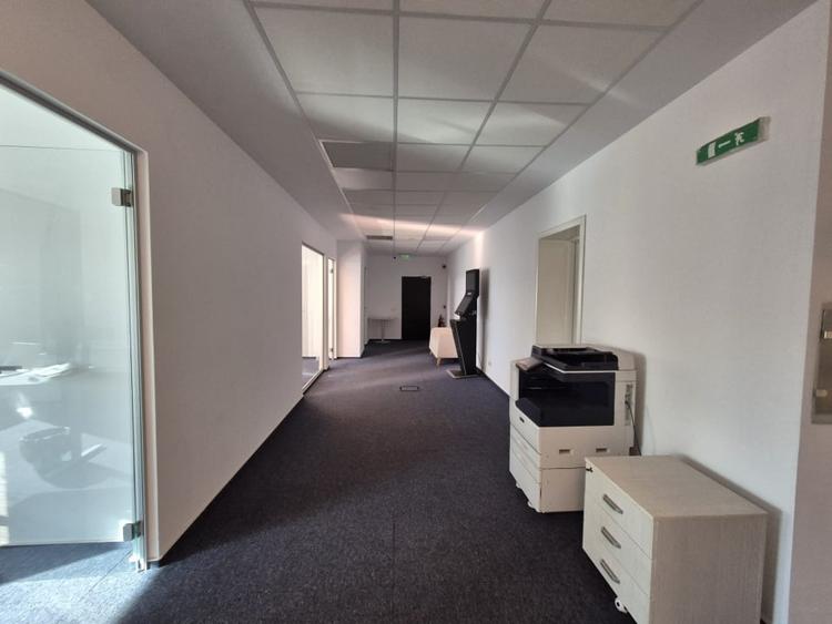 Birou, de 350 mp, în Băneasa