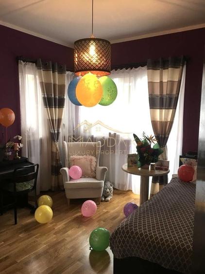 Apartament cu 5 camere semidecomandat, mobilat în Centrul Istoric