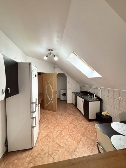 Casă cu 2 camere cu Teren 200 Mp în Rădăuți