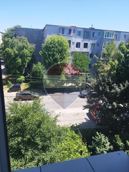 Apartament cu 2 camere semidecomandat, mobilat în Gării