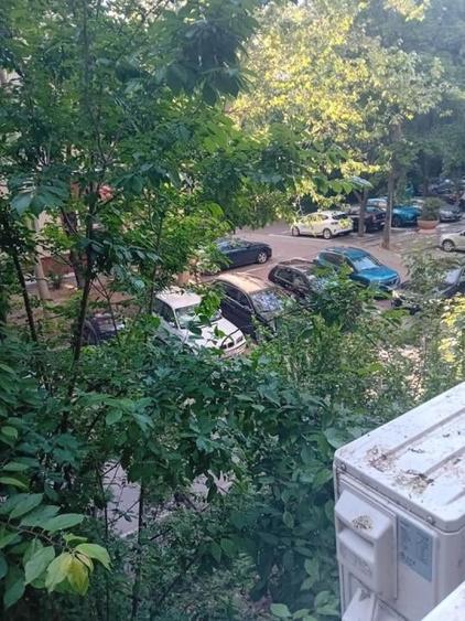 Apartament cu 3 camere în Berceni