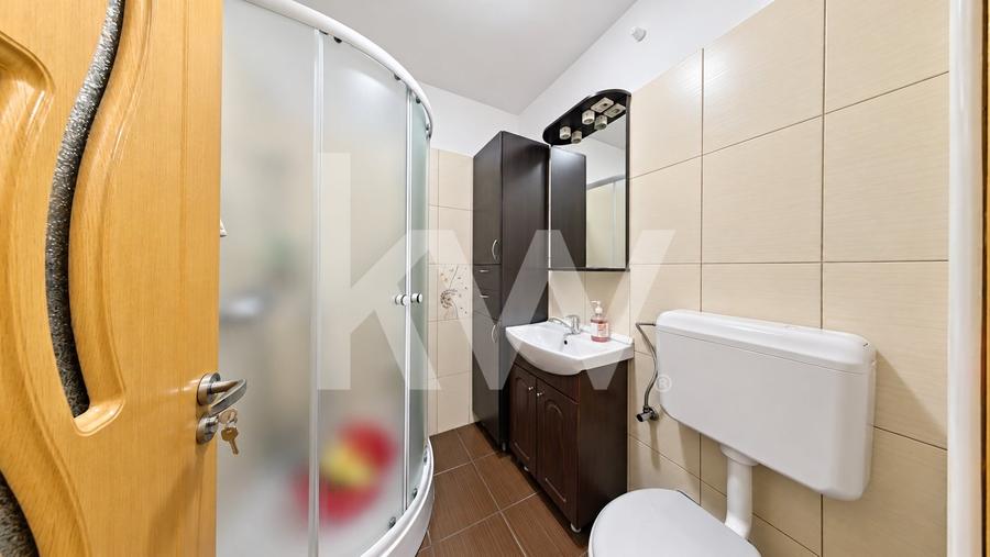 Apartament cu 2 camere semidecomandat, mobilat în Florilor