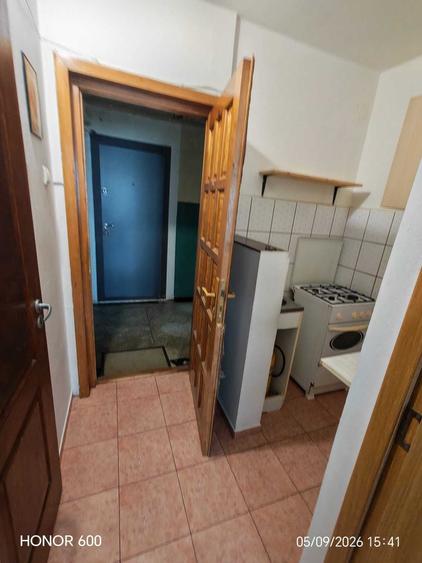 Garsonieră decomandată în Aradului
