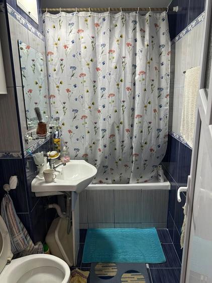Apartament cu 2 camere semidecomandat în Lacu