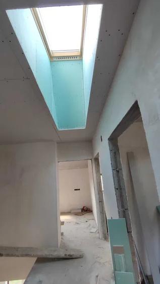 Duplex cu 4 camere cu Canalizare în Iris