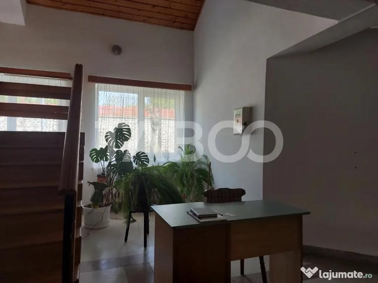 Spațiu comercial, de 673 mp, în Central