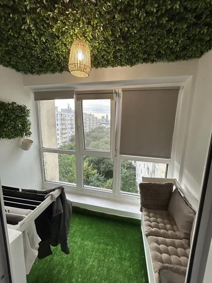 Apartament cu 3 camere semidecomandat în Lacul Tei