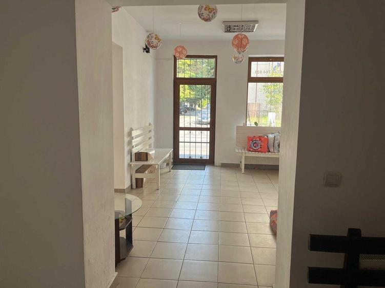 Casă cu 4 camere în Sârbi