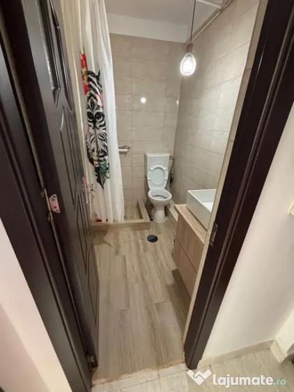 Apartament cu 2 camere decomandat în Vest