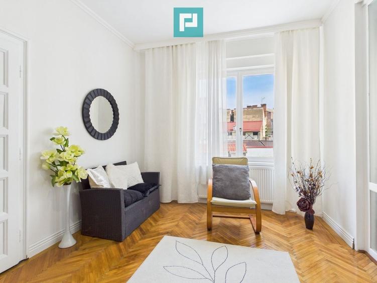 Apartament cu 5 camere decomandat, mobilat în Ultracentral