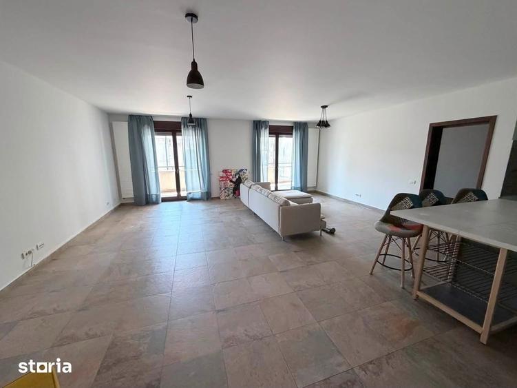 Apartament cu 2 camere decomandat, mobilat în Romană