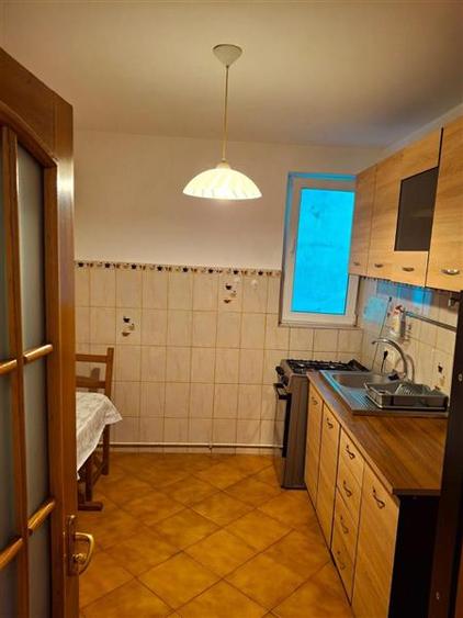 Apartament cu 2 camere circular, mobilat în Central