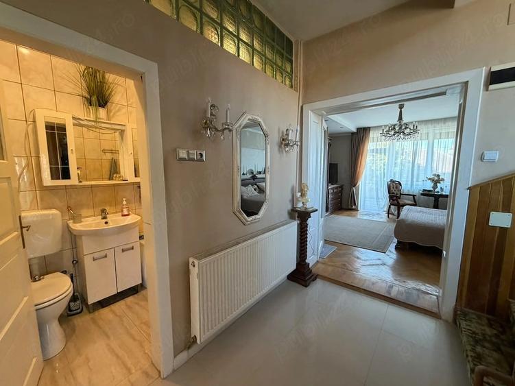 Casă cu Teren 175 Mp în Central