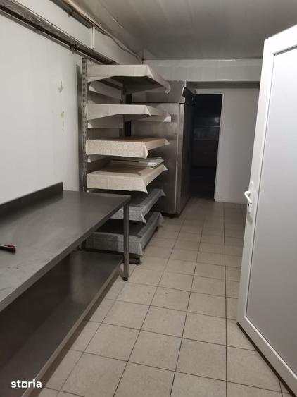 Spațiu comercial, de 100 mp, în Dristor