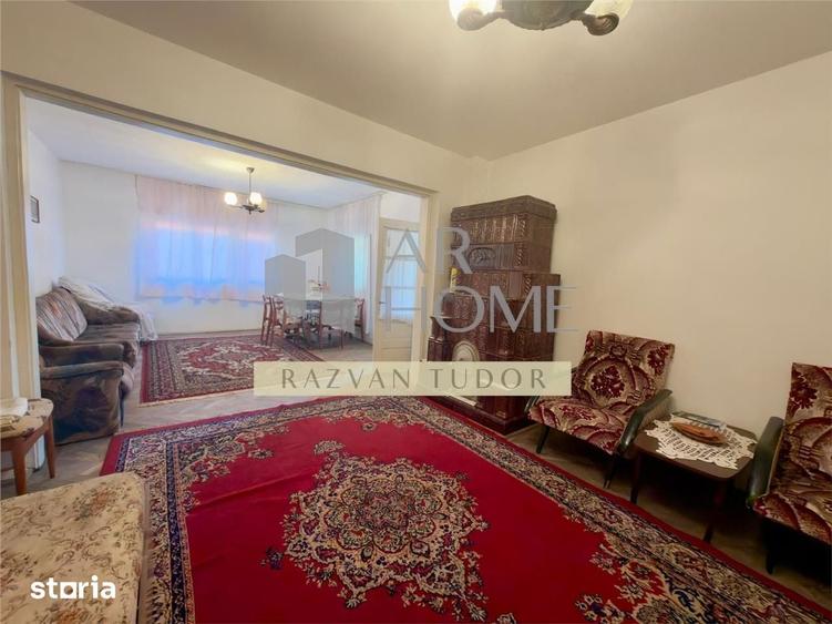 Casă cu 4 camere cu Teren 1681 Mp în Boldești