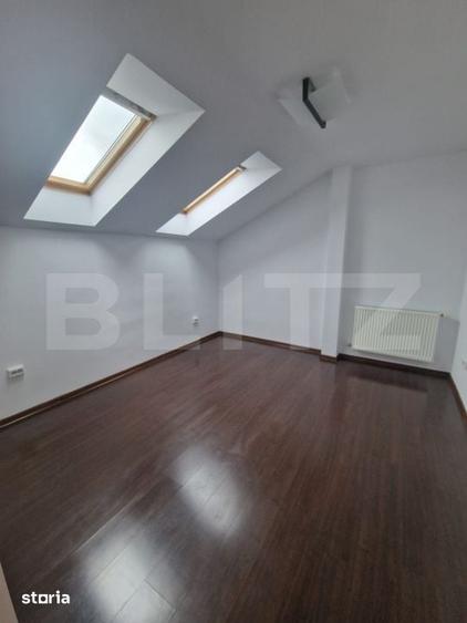 Apartament cu 3 camere în Șcheia