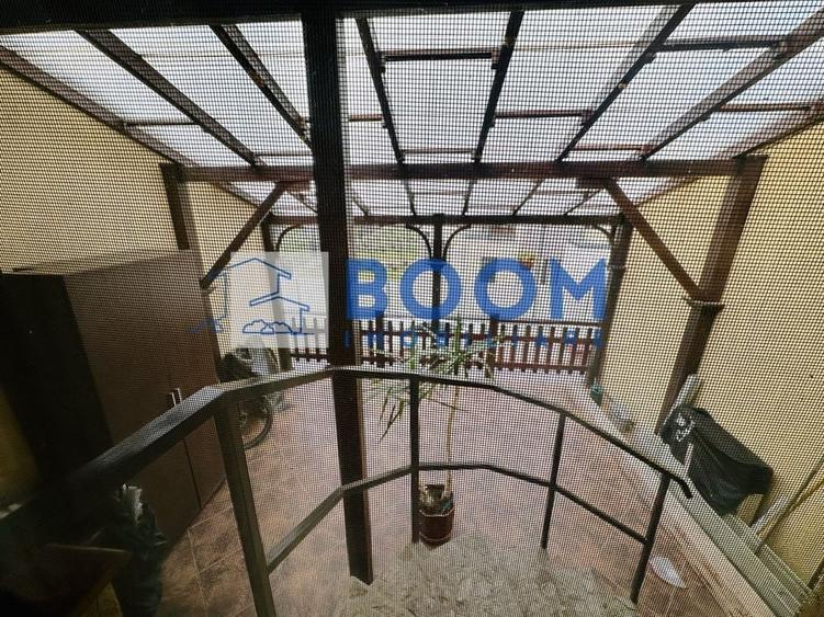 Casă individuală cu 4 camere cu Canalizare în Vlădești