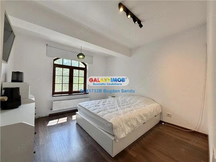 Casă cu 4 camere cu Teren 250 Mp în Dragomirești-Deal