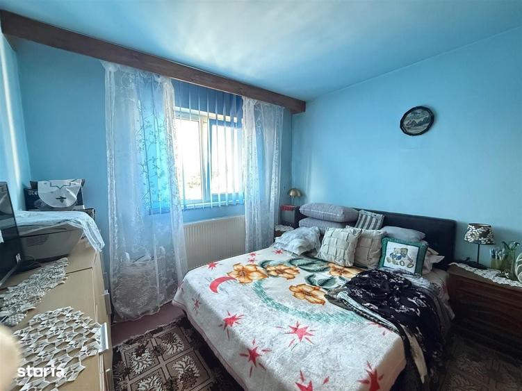 Apartament cu 2 camere semidecomandat în Turnișor
