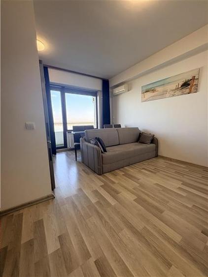Apartament cu 2 camere decomandat, mobilat în Exterior Est