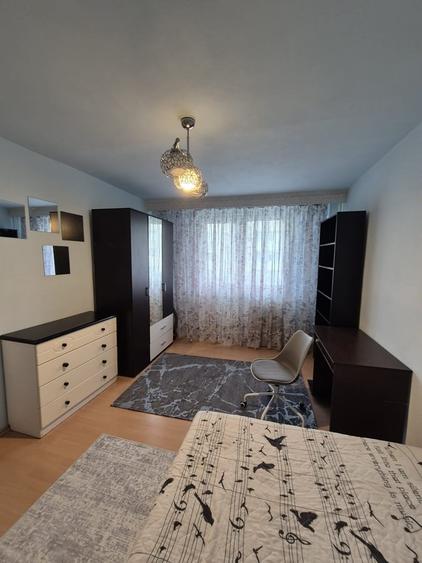 Apartament cu 2 camere decomandat în Militari