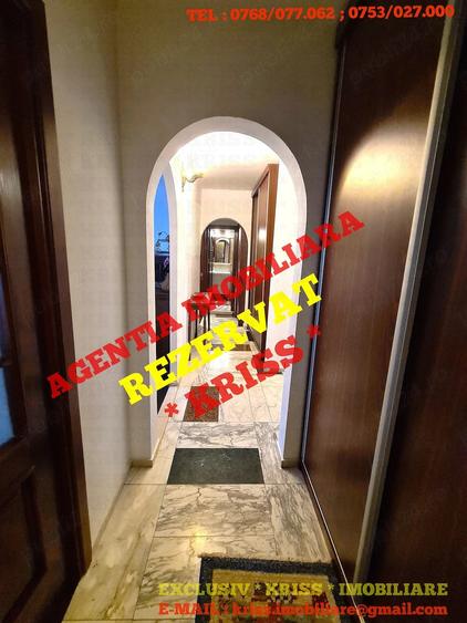 Apartament cu 4 camere decomandat în Exercițiu