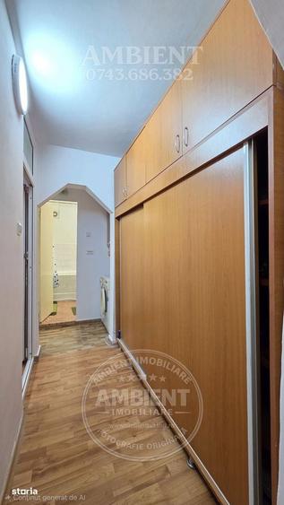 Apartament cu 3 camere decomandat în Est