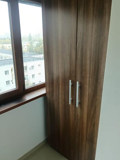 Apartament cu 3 camere semidecomandat, mobilat în Titan