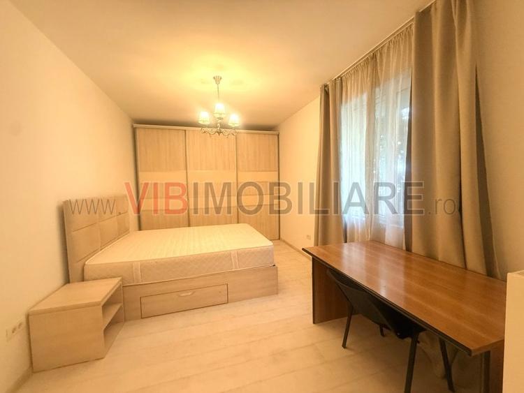 Apartament cu 3 camere semidecomandat în Floreasca